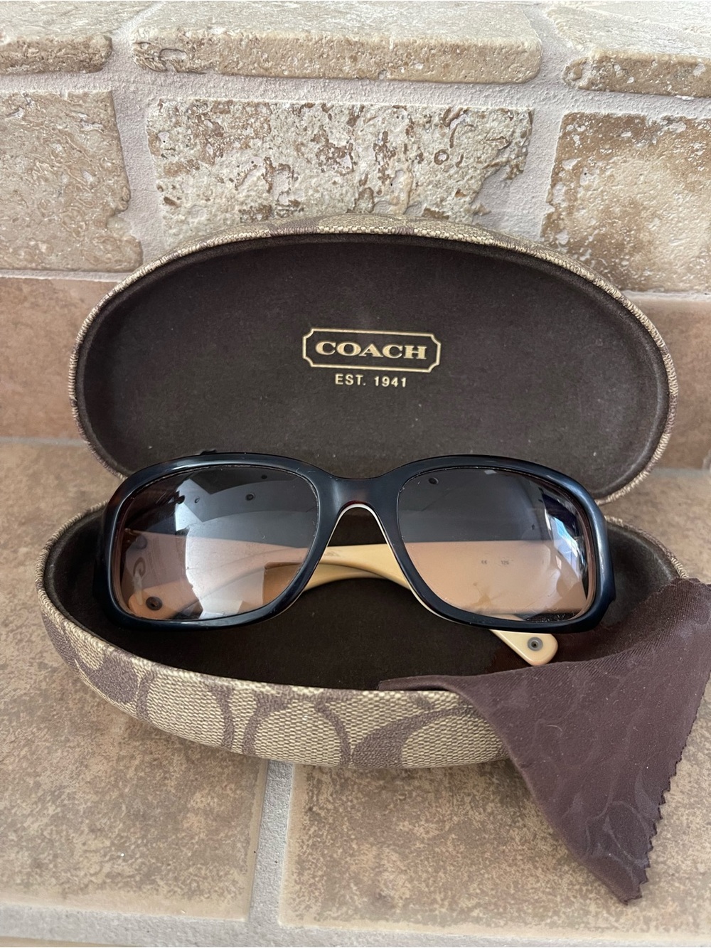 Vintage Coach Tortoise Lexi Two-Tone Black Frame Sunglasses with Beige Temples